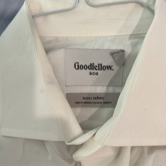 7 Mens shirts most large. All dry cleaned - Picture 2 of 6